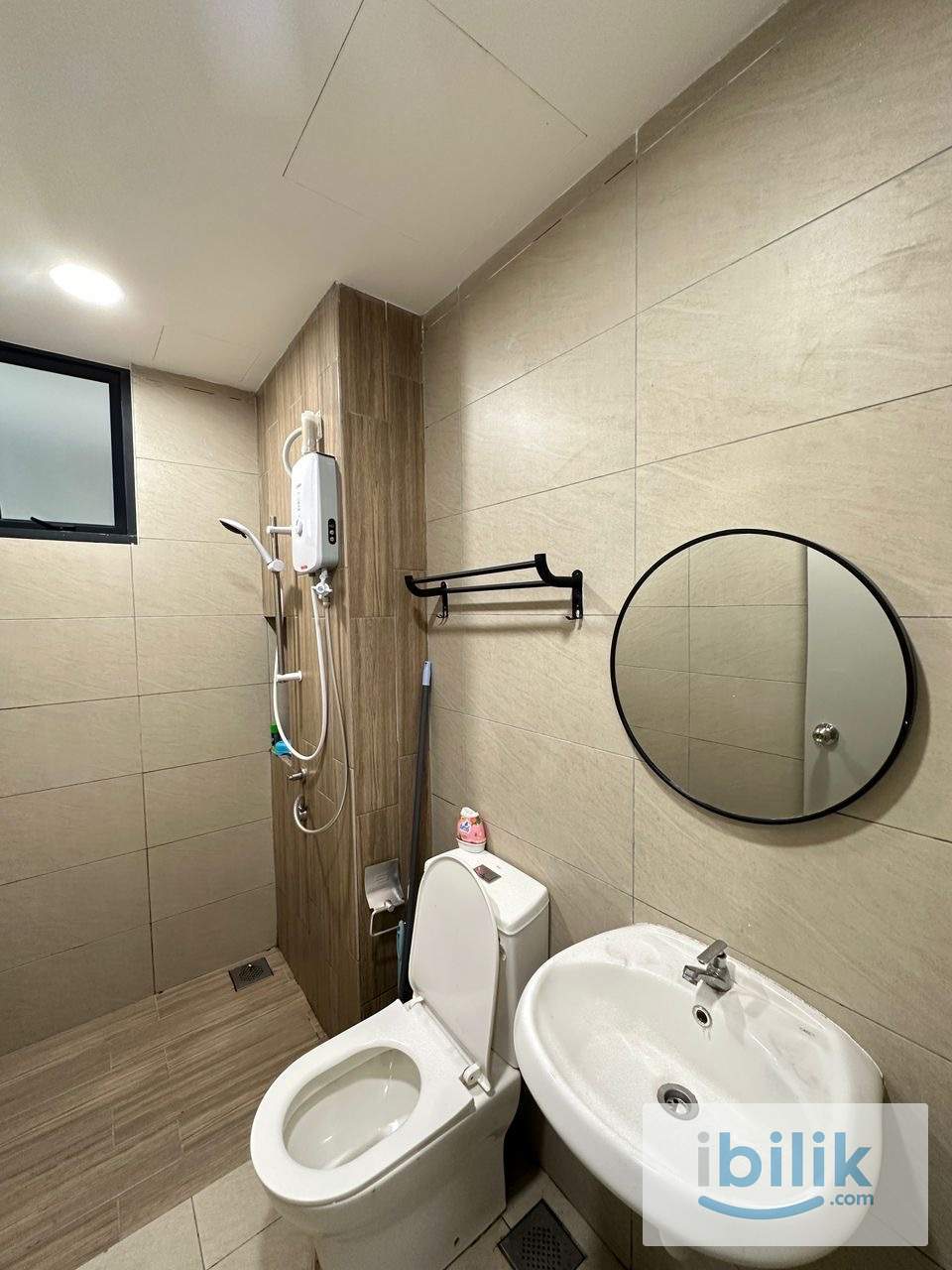YouCity3 Male Unit Medium Room😍Direct Link MRT - Image 4
