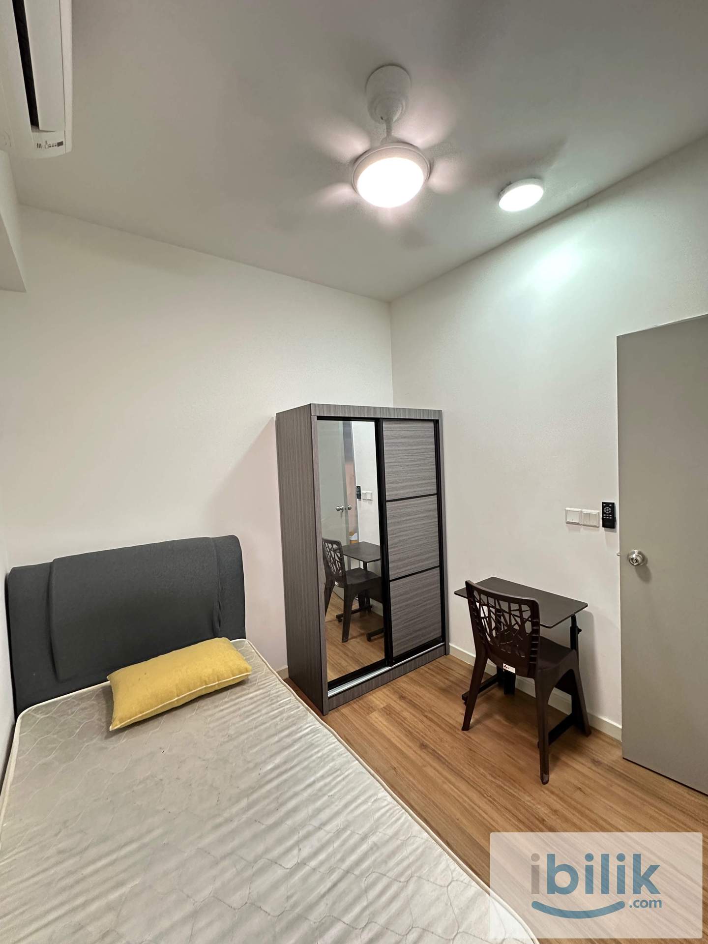 Mvertica Maluri KL Male Unit Small Room , Near MRT  - Image 2