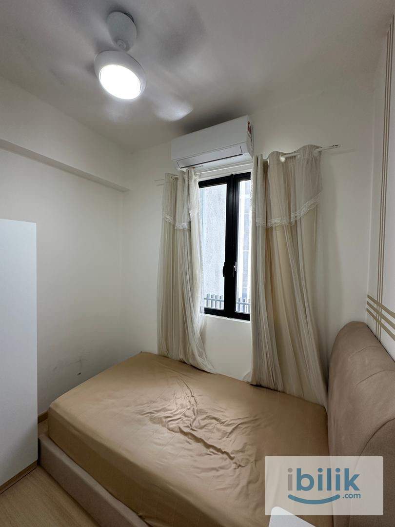 YouCity3 Male Unit Small Room with Sunlight 😍Direct MRT station 🚝 - Image 2