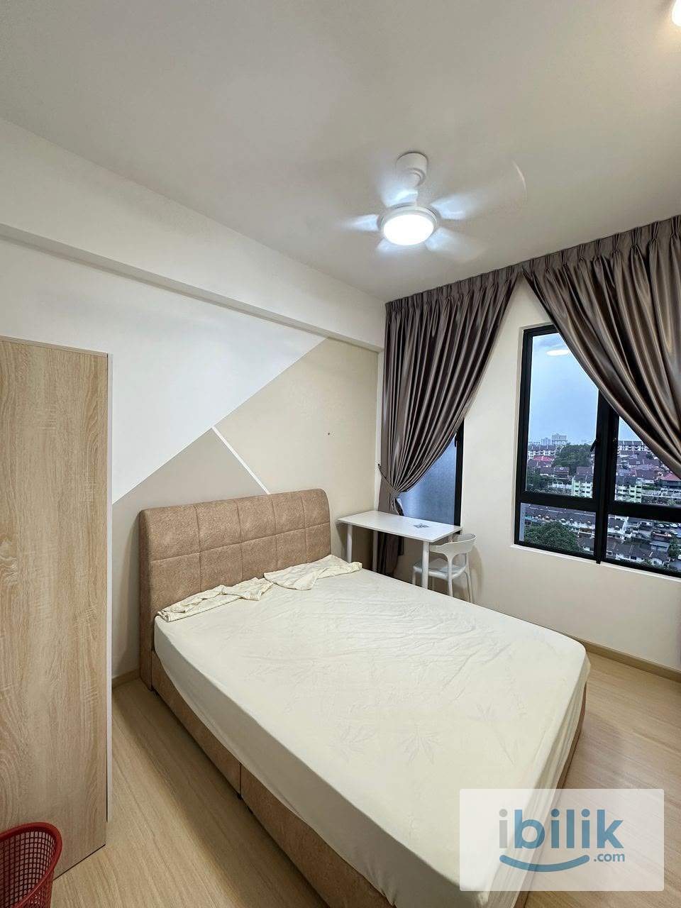 YouCity3 Cheras Female Unit Medium Room🔥Direct MRT station🚝Ready Move in - Image 1