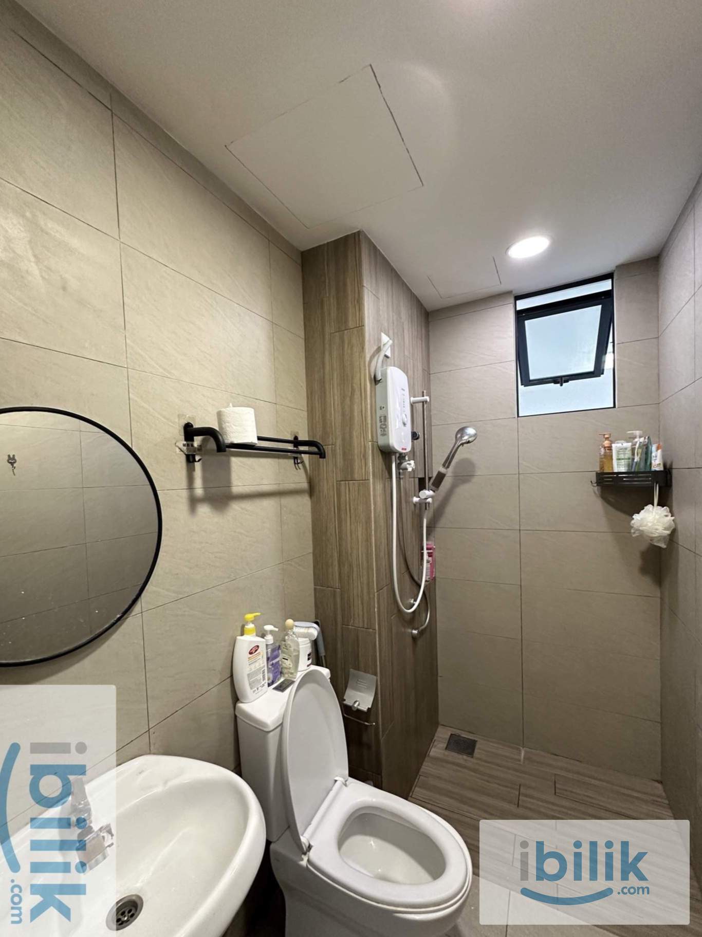 YouCity3 Cheras Female Small Room with Sunlight 😍Direct MRT station 🚝 - Image 5