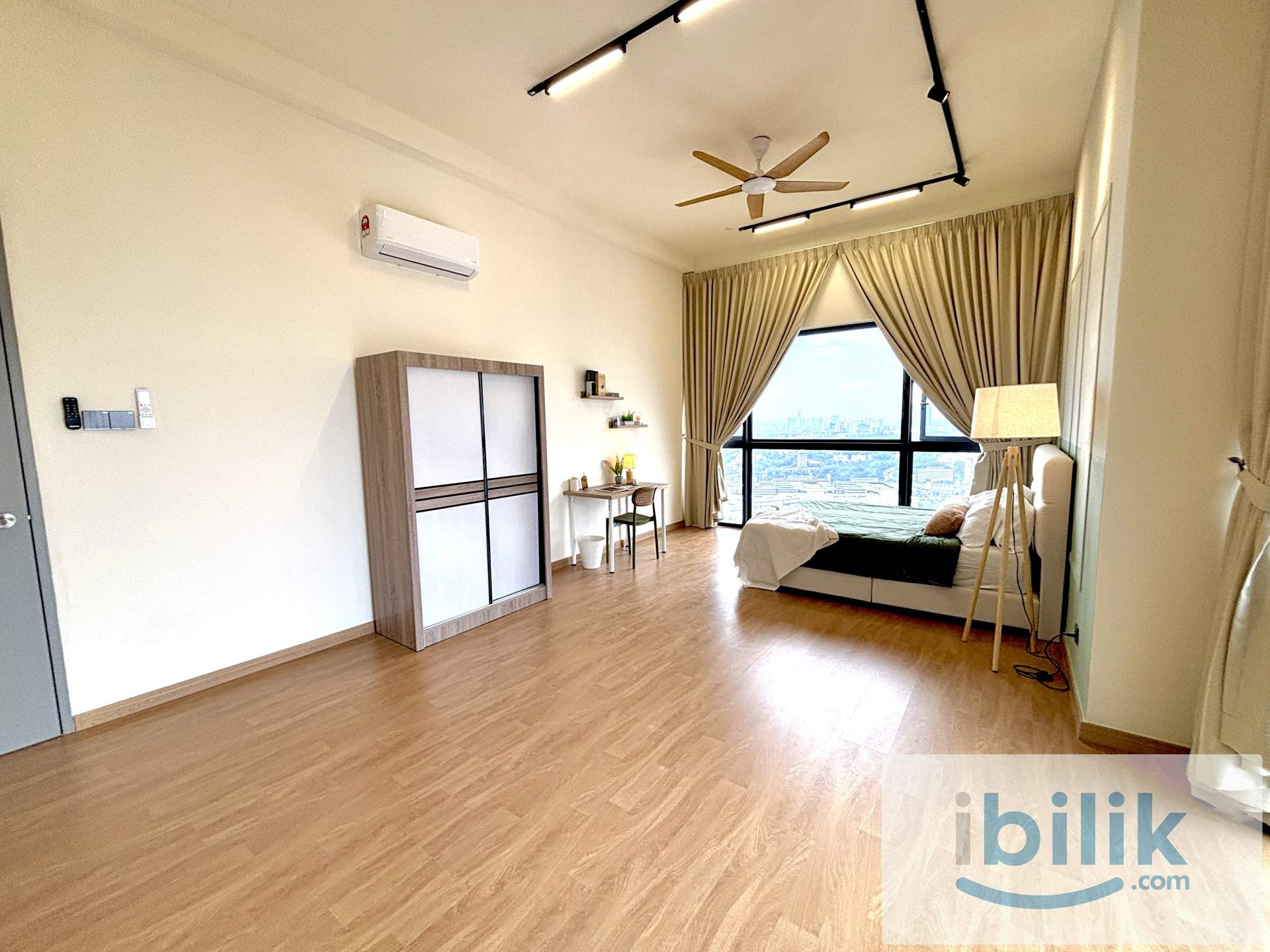 PREMIUM Penthouse Master Suite @ The Era Duta North | Private Bathroom + Skyline View | Fully Furnished Co-Living - Image 3