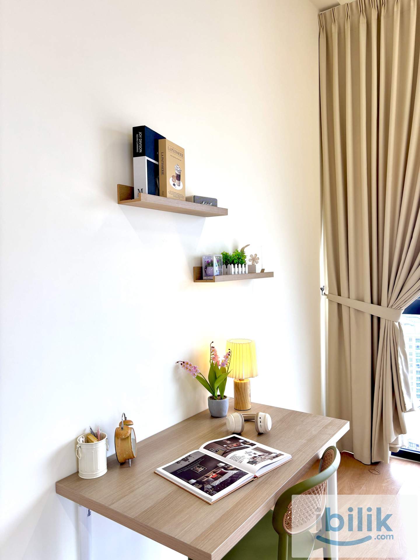 PREMIUM Penthouse Master Suite @ The Era Duta North | Private Bathroom + Skyline View | Fully Furnished Co-Living - Image 4