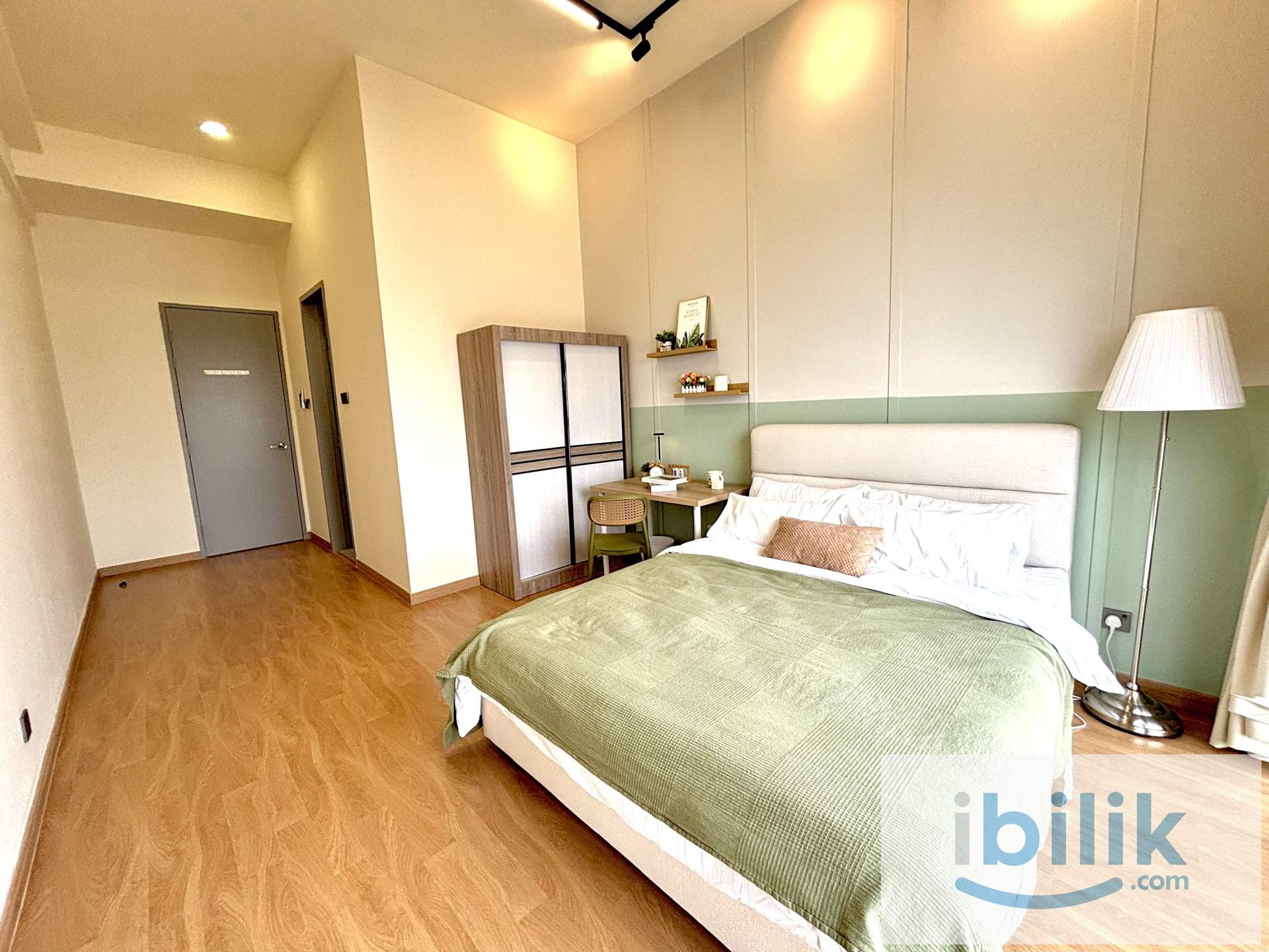 🔥 PREMIUM Penthouse Master Room @ The Era Duta North | Private Bathroom + Skyline View | Fully Furnished Co-Living - Image 2