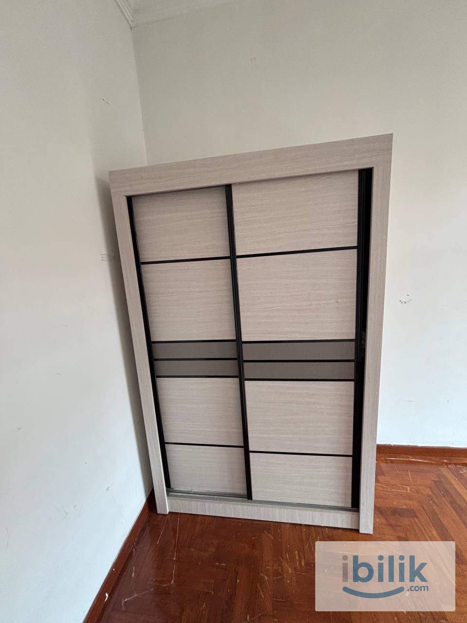 Common room with attached shared toilet, 5 mins to Aeon tebrau city, Ikea JB - Image 3
