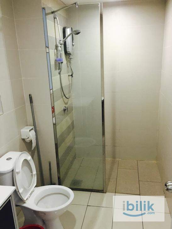 Window Air cond Single Room at Menara U2 (girl), Shah Alam,3 min WALKING DISTANCE TO MSU & AEON SHAH ALAM - Image 2