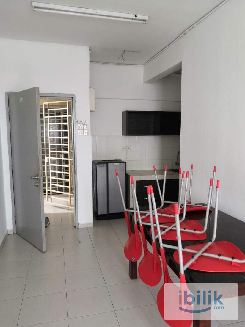 3 Room Condo at South City Plaza, Seri Kembangan,Free shuttle bus to UPM &APU, Walking distance to MRT s - Image 5