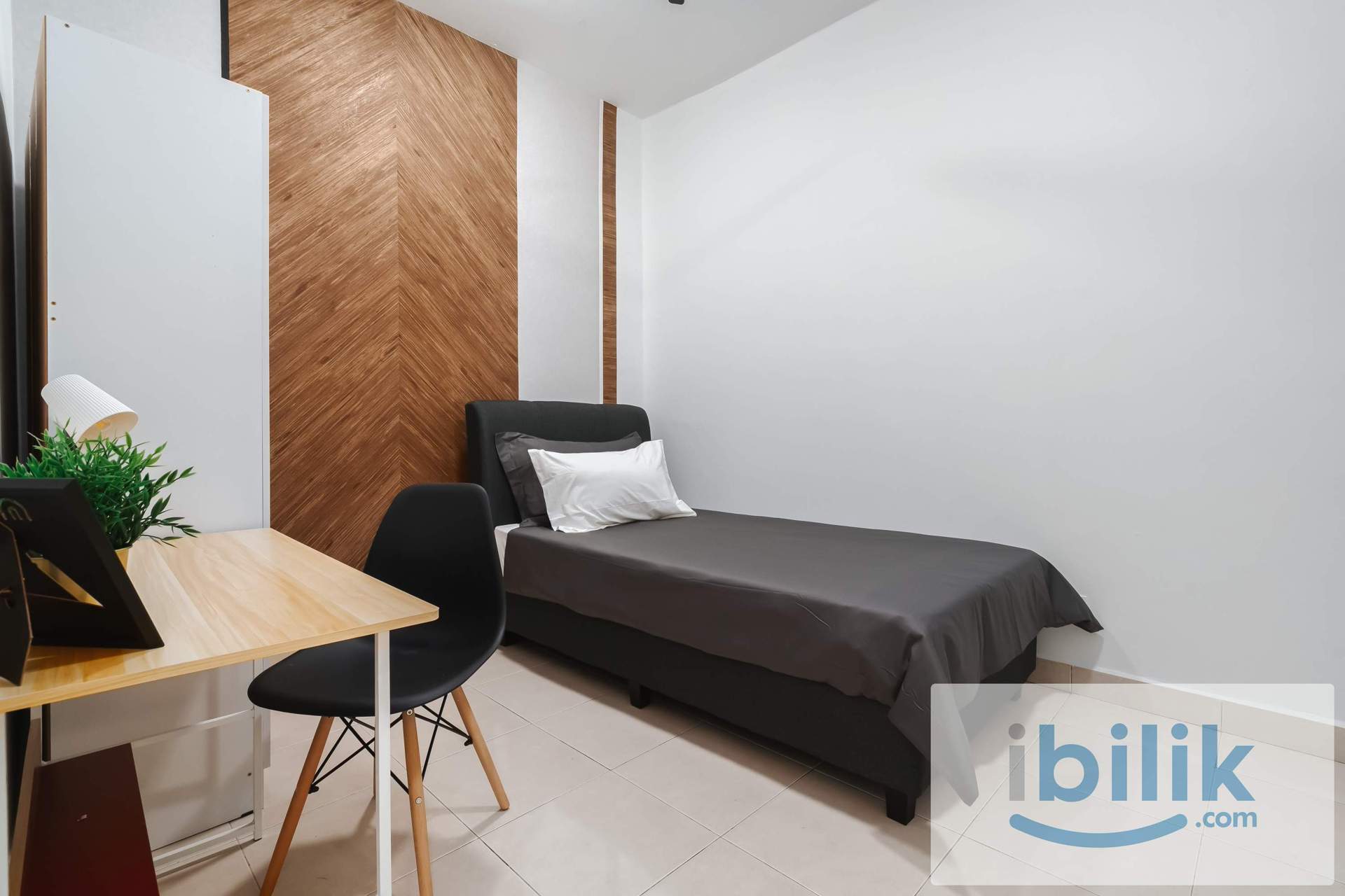 Room at Kristal Height, Seksyen 7 Shah Alam - Image 1