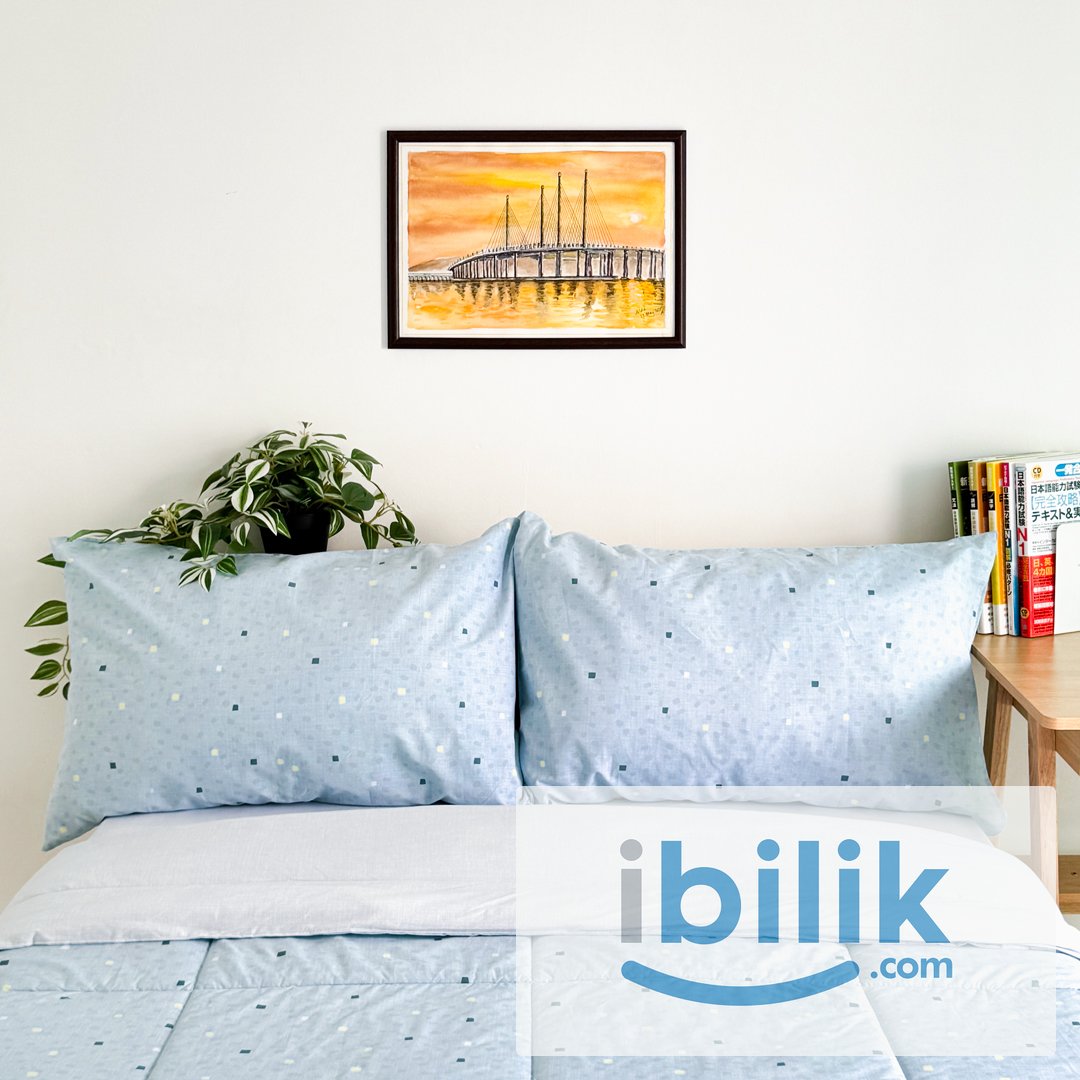 Golden Triangle 𝗕𝗮𝗹𝗰𝗼𝗻𝘆 𝗥𝗼𝗼𝗺 near INTI & GBS - Image 2