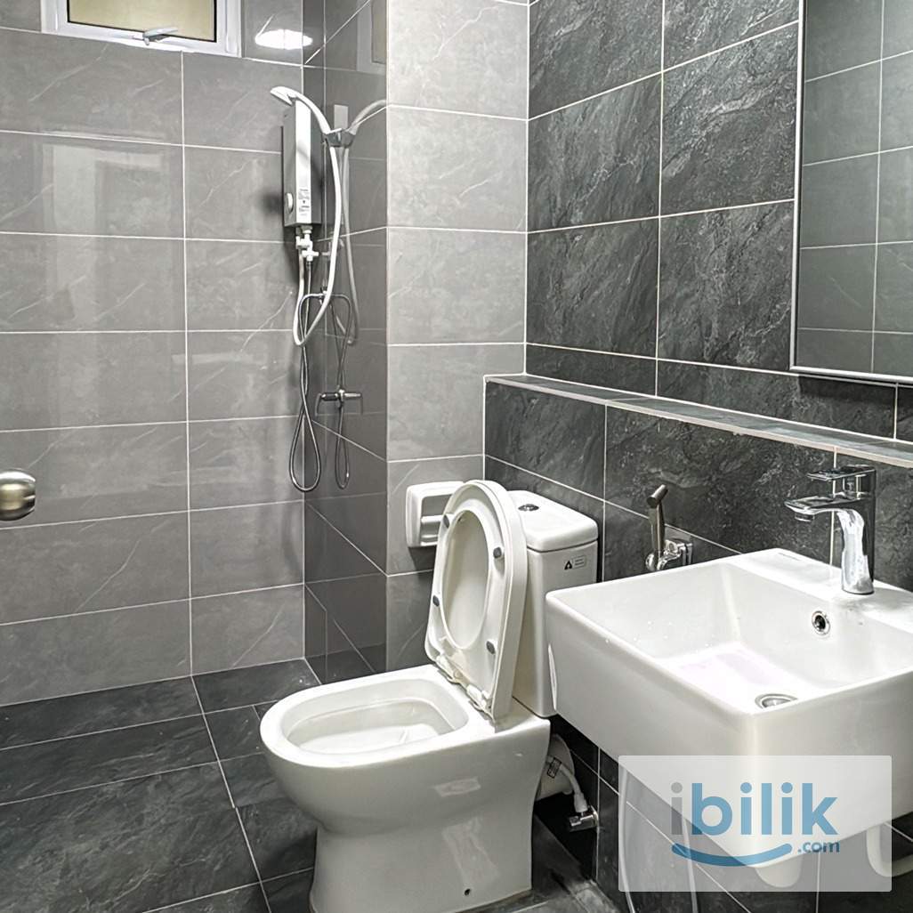🚗 𝟮 𝗺𝗶𝗻 𝘁𝗼 𝗔𝗶𝗿𝗽𝗼𝗿𝘁 👩 𝗙𝗲𝗺𝗮𝗹𝗲 𝗨𝗻𝗶𝘁 ⚡ 𝗙𝗥𝗘𝗘 𝗨𝘁𝗶𝗹𝗶𝘁𝘆  Lucerne Residences - Image 4
