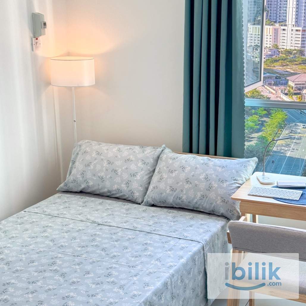 Golden Triangle 𝗠𝗶𝗱𝗱𝗹𝗲 𝗥𝗼𝗼𝗺 near INTI & GBS - Image 2