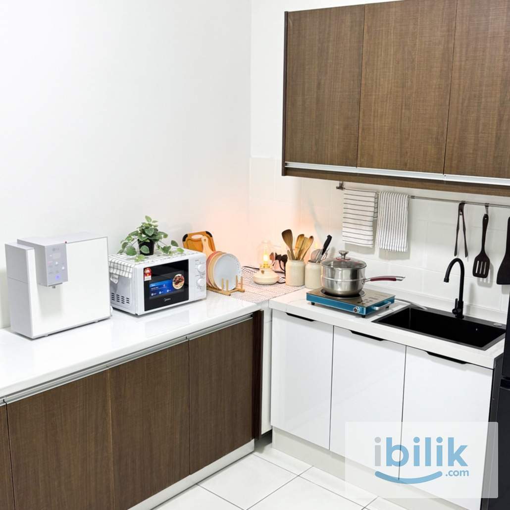 Golden Triangle 𝗠𝗶𝗱𝗱𝗹𝗲 𝗥𝗼𝗼𝗺 near INTI & GBS - Image 4
