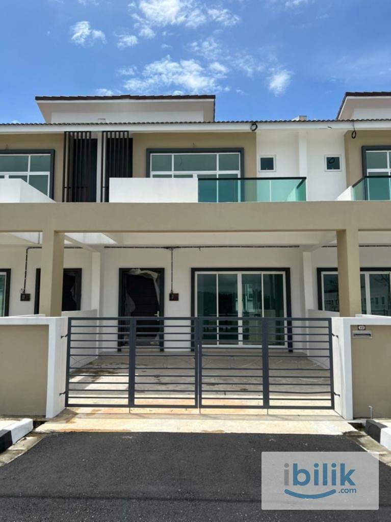🔥 March Room Rental Offer! 🔥 Middle Room | Shared Bathroom | RM 450 (utilities included) - Image 1