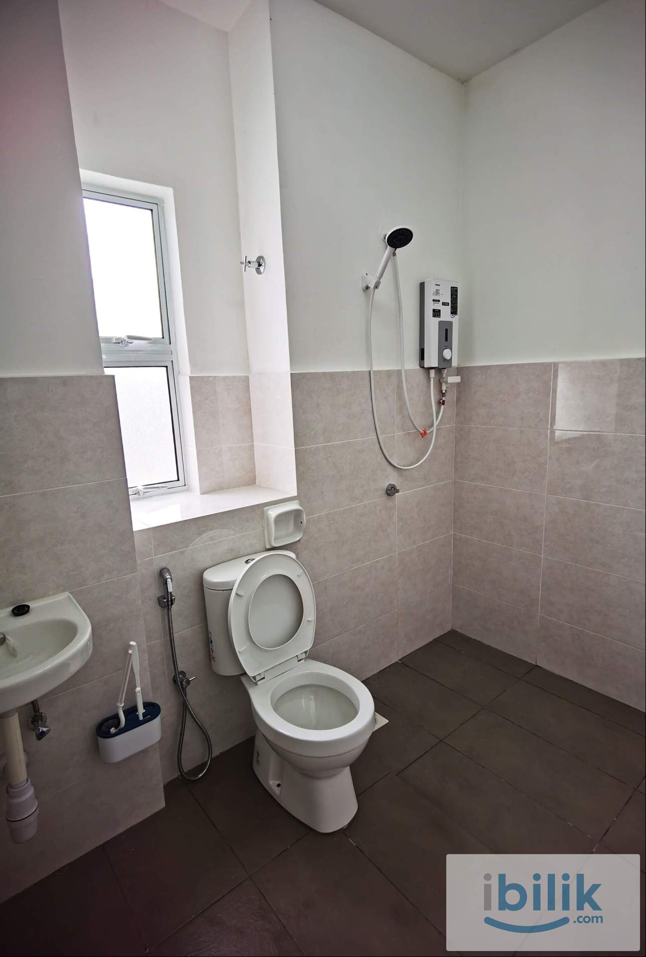 Master Room at Meru, Klang (Nearby Setia Alam & Kapar) - Image 4