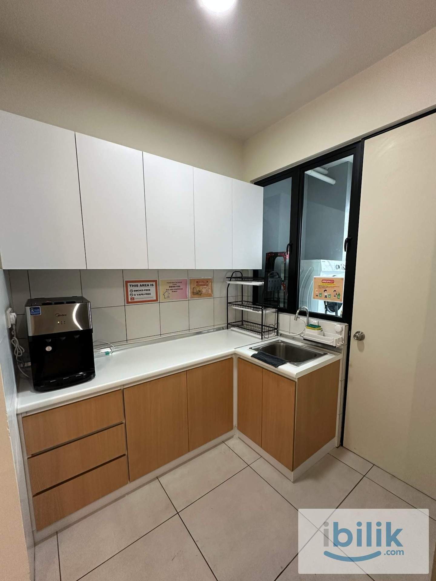 Master Bedroom - Image 6