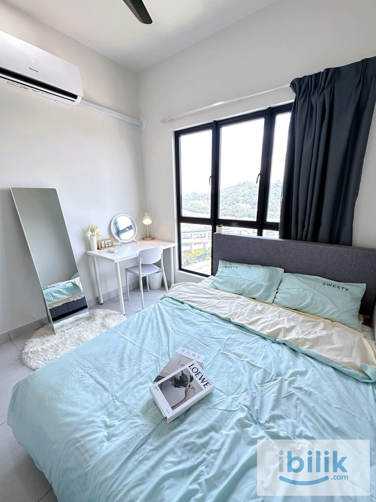 Middle Bedroom 中型房 - Image 1