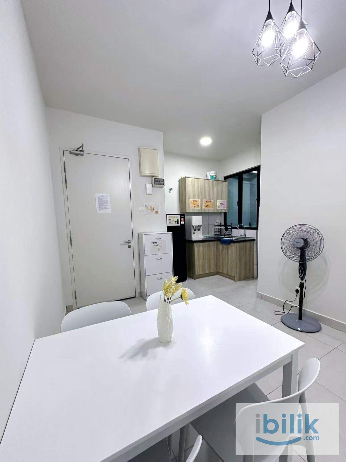 Small Bedroom 小型房 - Image 4