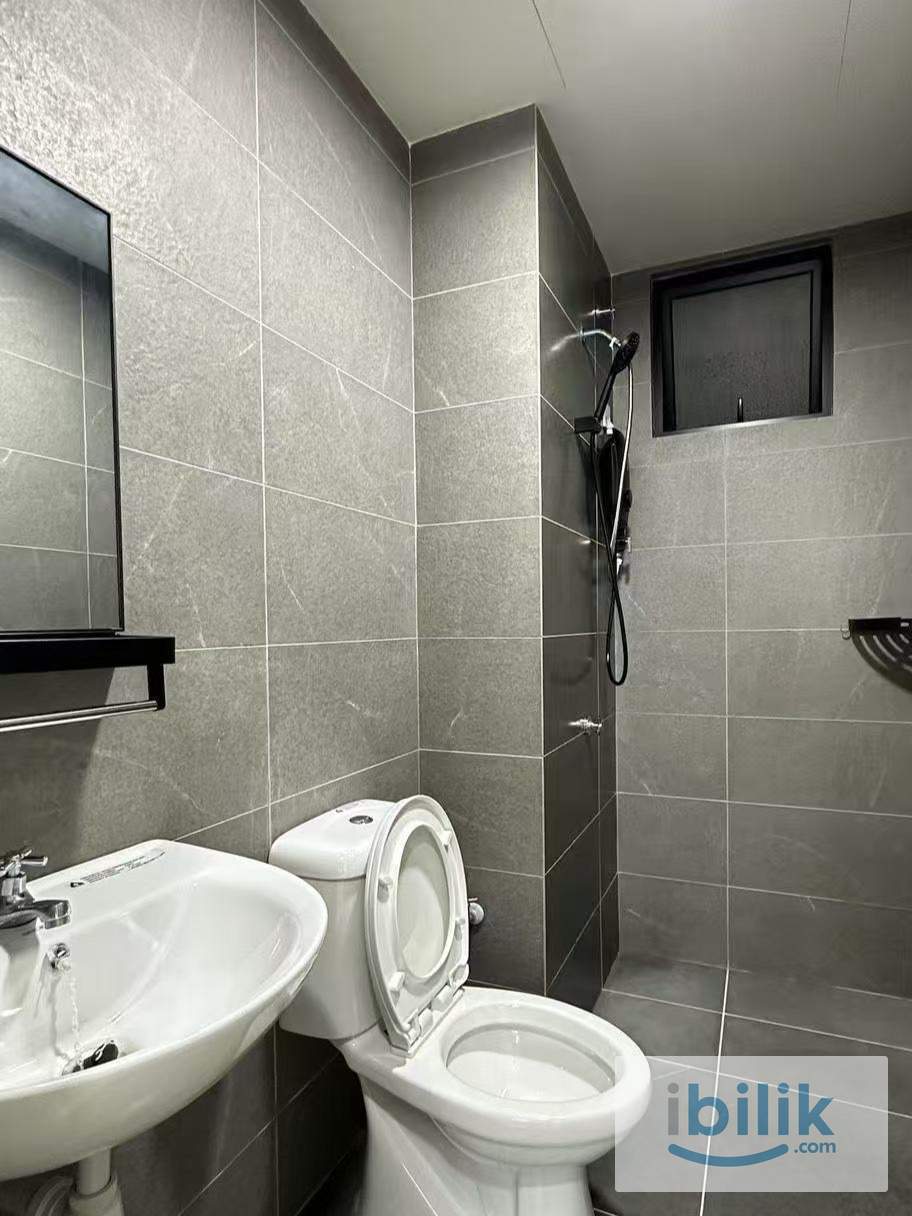 Small Bedroom 小型房 - Image 5