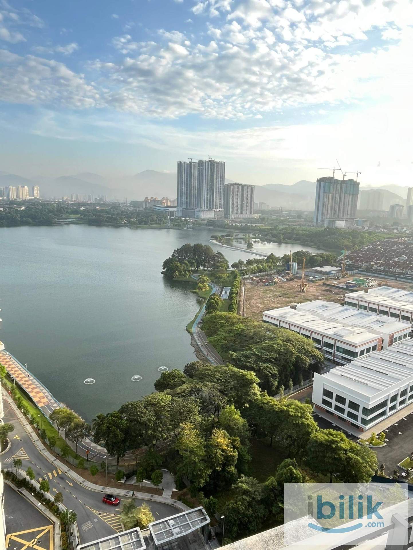 Big Lakeview Master Room @ Fortune Perdana Kepong - Image 2