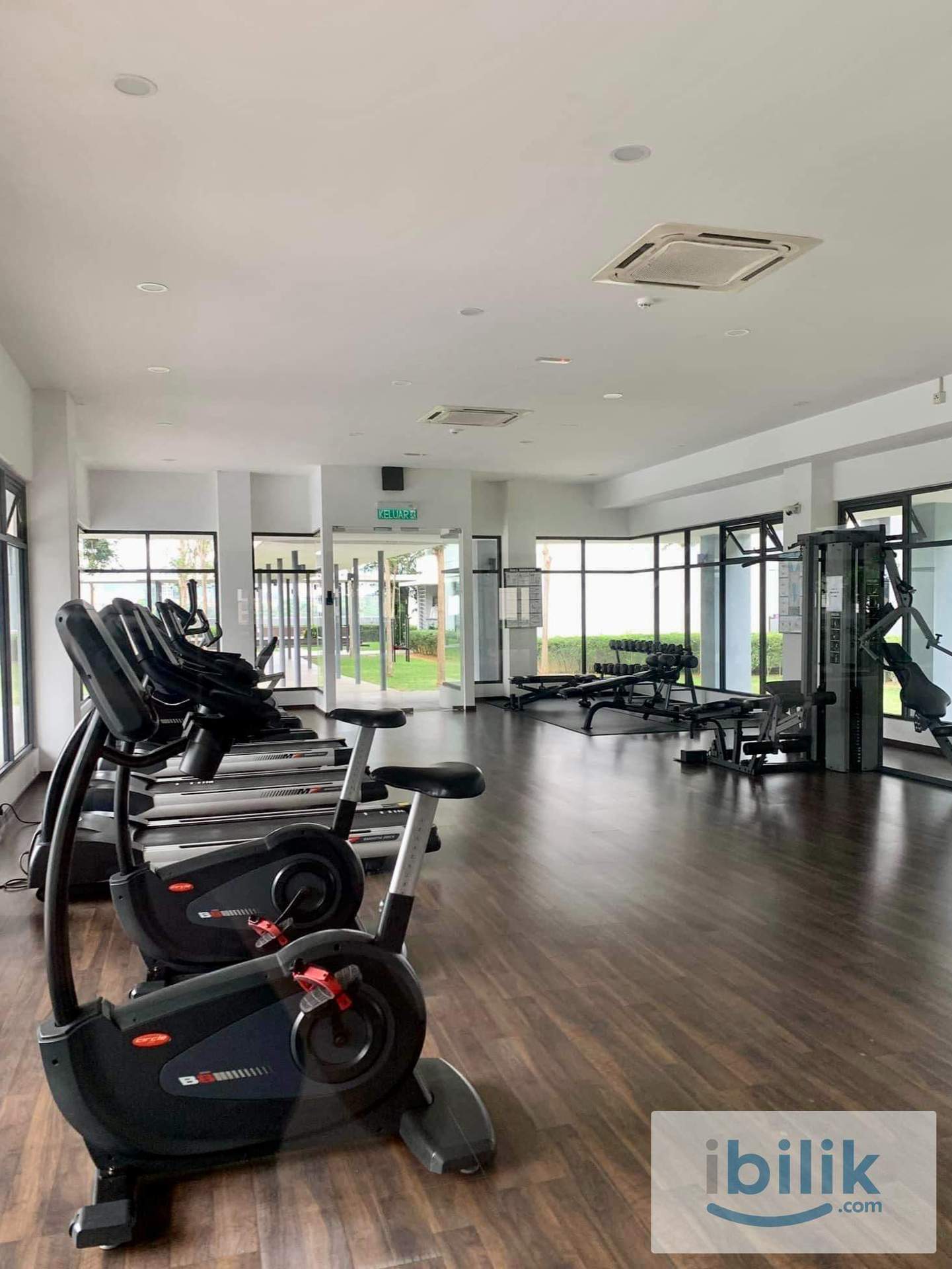 Lakeview Medium Room @ Fortune Perdana Lakeside Kepong - Image 6