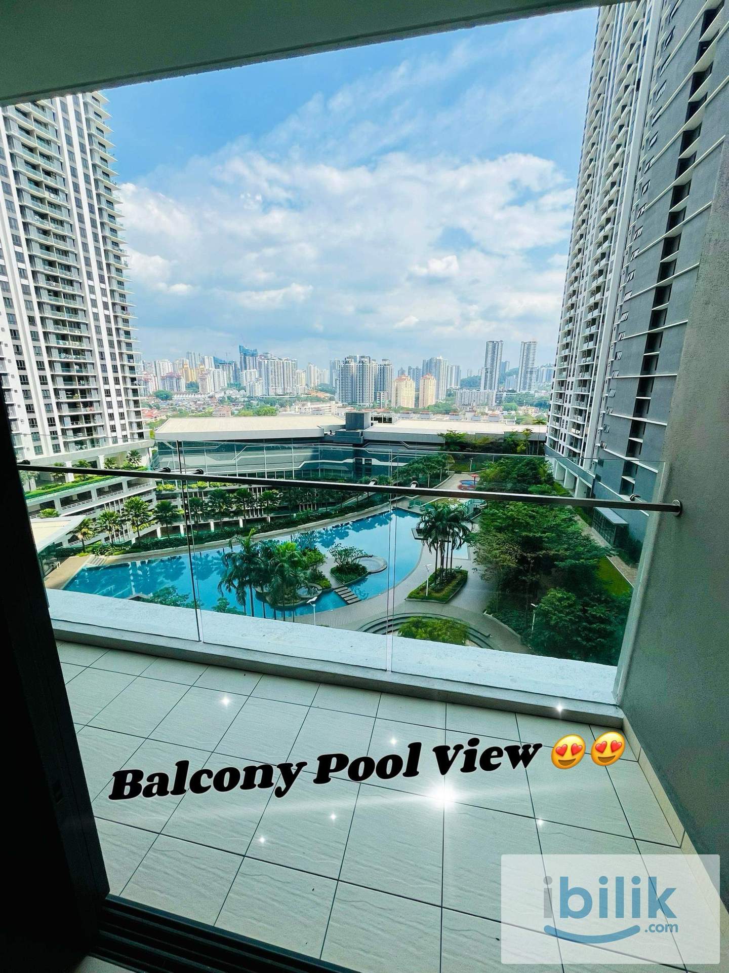 Spacious Balcony Room @ United Point - Image 2