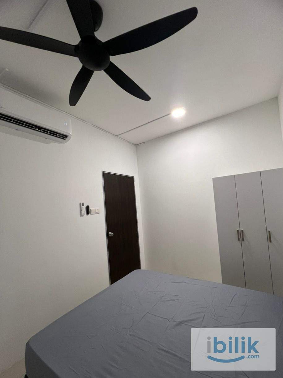 Middle Room at Arena Residence (Female Only) - Image 1