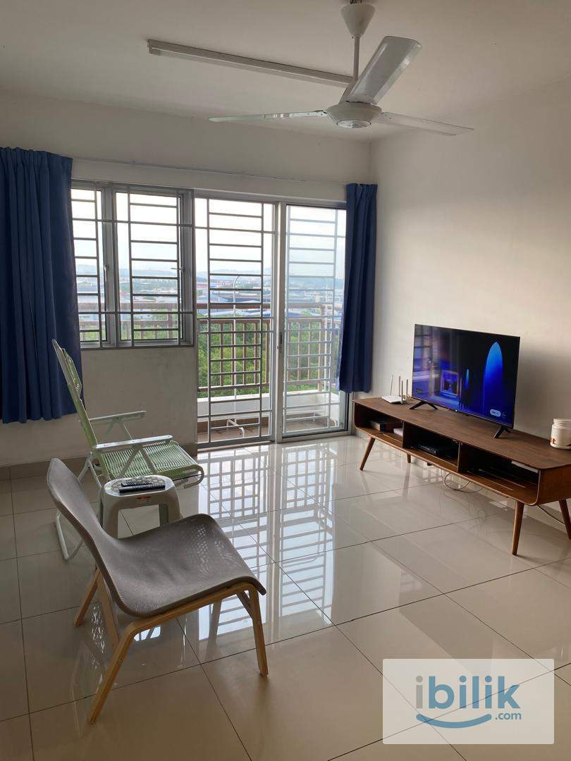Middle Room for Rent - Image 3