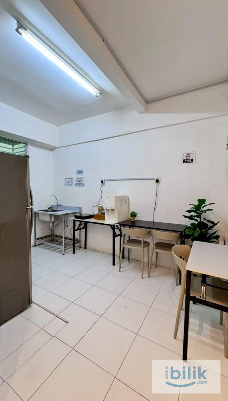 Perai BALCONY ROOM FOR RENT at Prai Pinang Laguna Waterpark Condo🌟 RM 650 - Image 3