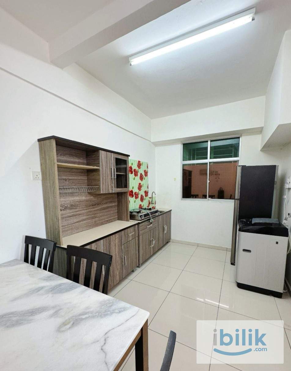 Perai MEDIUM ROOM FOR RENT at Prai Pinang Laguna Waterpark Condo🌟 RM 600 - Image 2