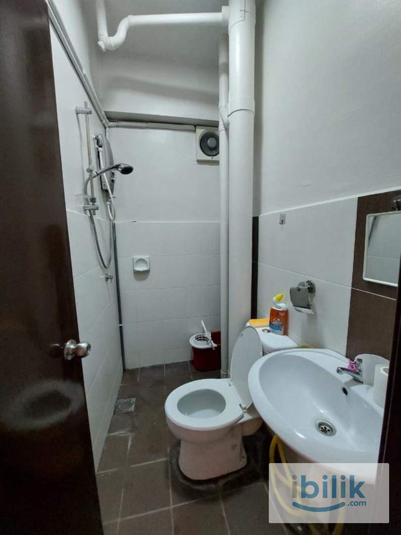 Perai FEMALE MASTER ROOM FOR RENT at Prai Pinang Laguna Waterpark Condo🌟 RM 750 (Female Unit) - Image 3