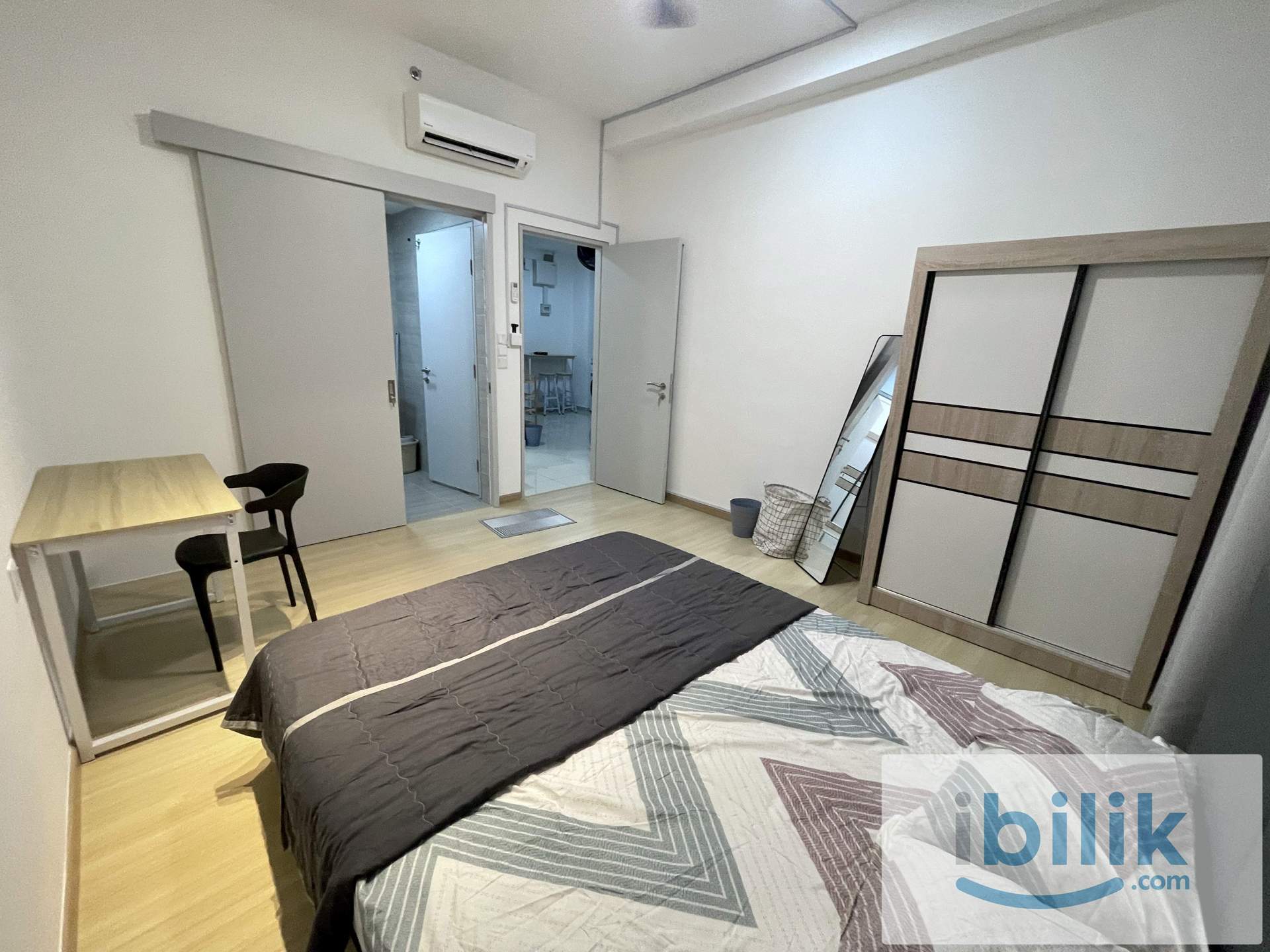 MALE/MIXED UNIT @ 3 MINS WALKING I-CITY MALL @  BECENTRAL 2 CONDO FOR RENT - Image 8