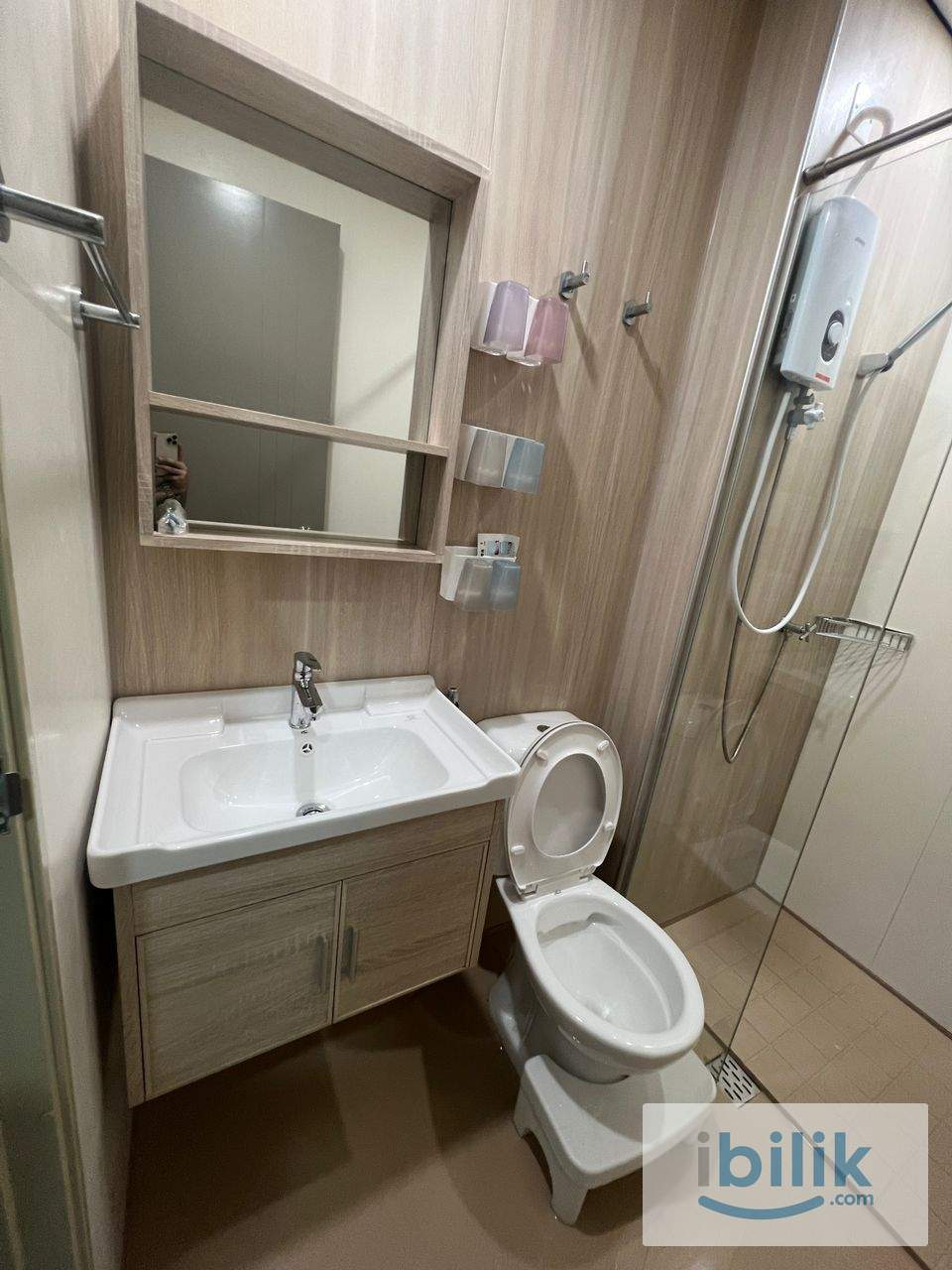 Youth City Residence Nilai @ Fully Furnished Room for Rent @ Female Unit @ Immediate Move In - Image 5