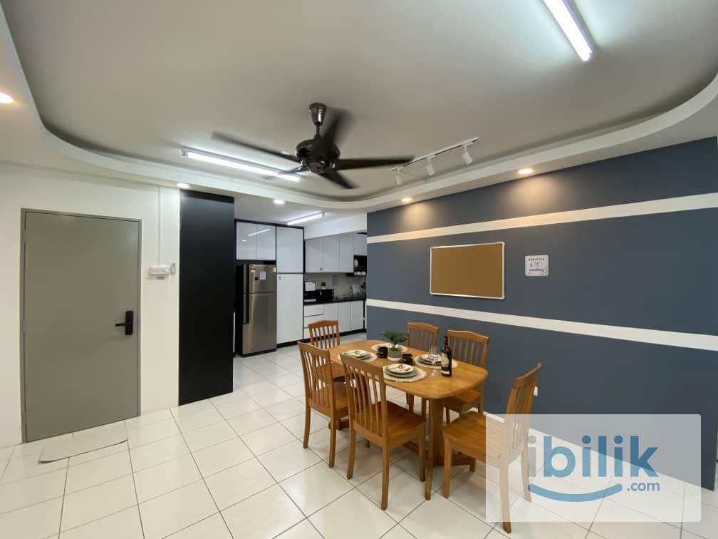 Middle Room Near LRT Bukit Jalil | Direct LRT to APU | Fully Furnished - Image 3
