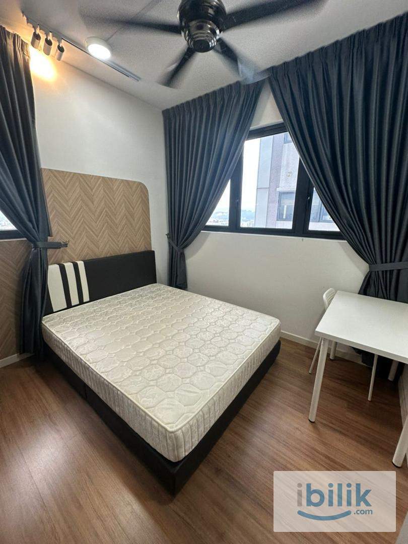 Female unit middle room fully furnished mix race unit for rent - Image 1