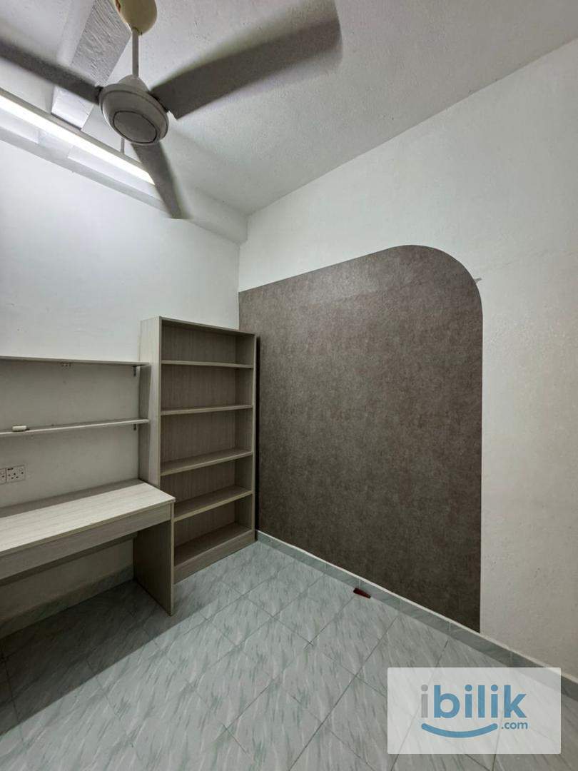Single room at landed house Taman Connaught fully furnished for rent - Image 3