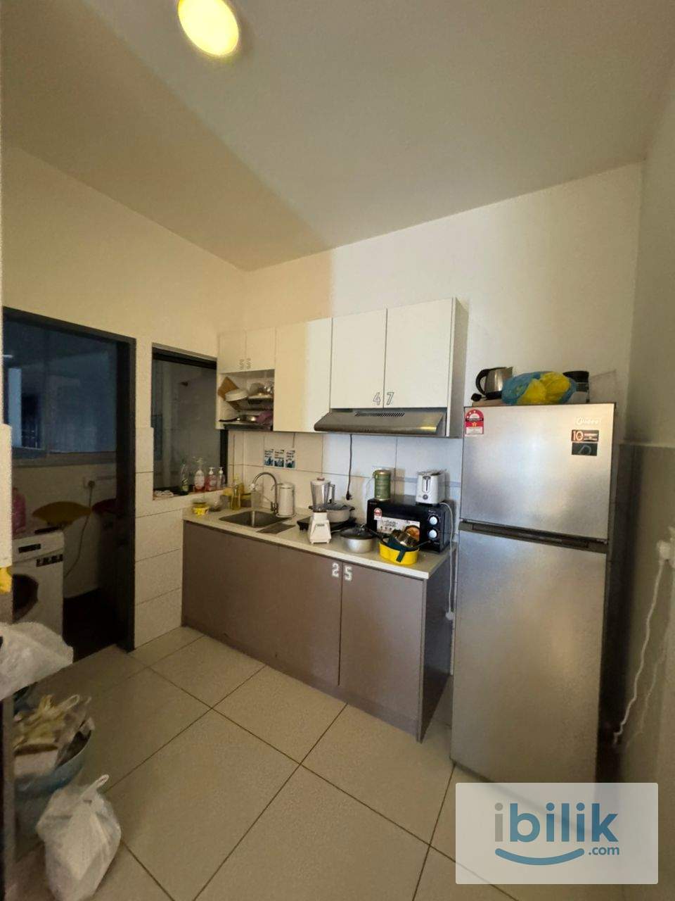 Female unit master room mix race fully furnished unit for rent - Image 9