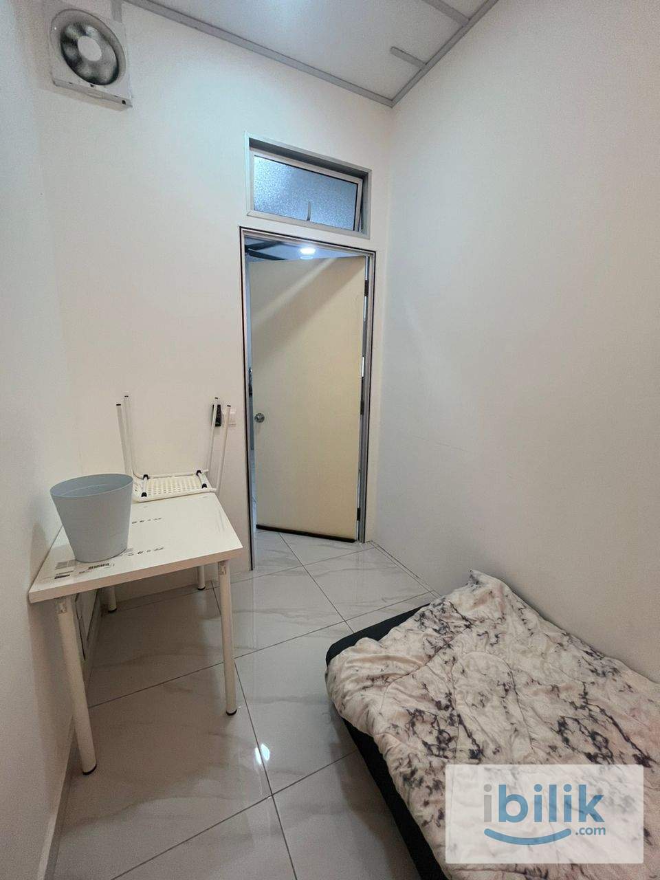 Single room no aircond fully furnished mix gender unit for rent - Image 4
