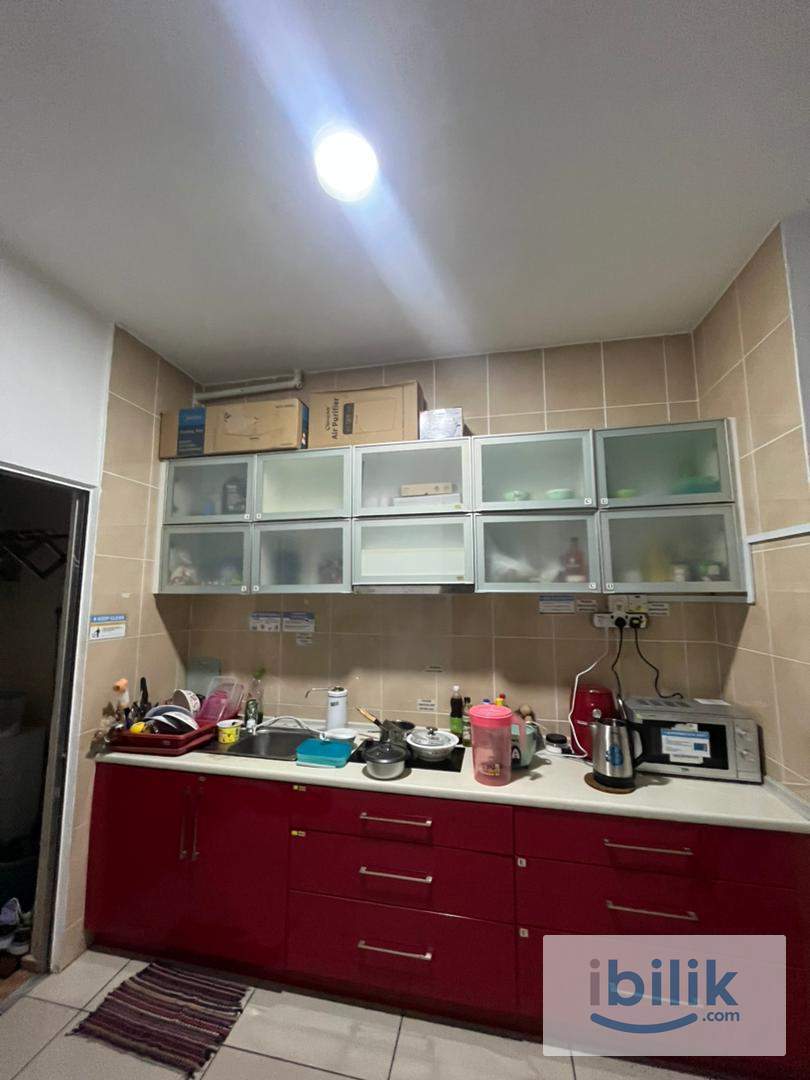 Middle balcony room mix gender mix race unit for rent - Image 5