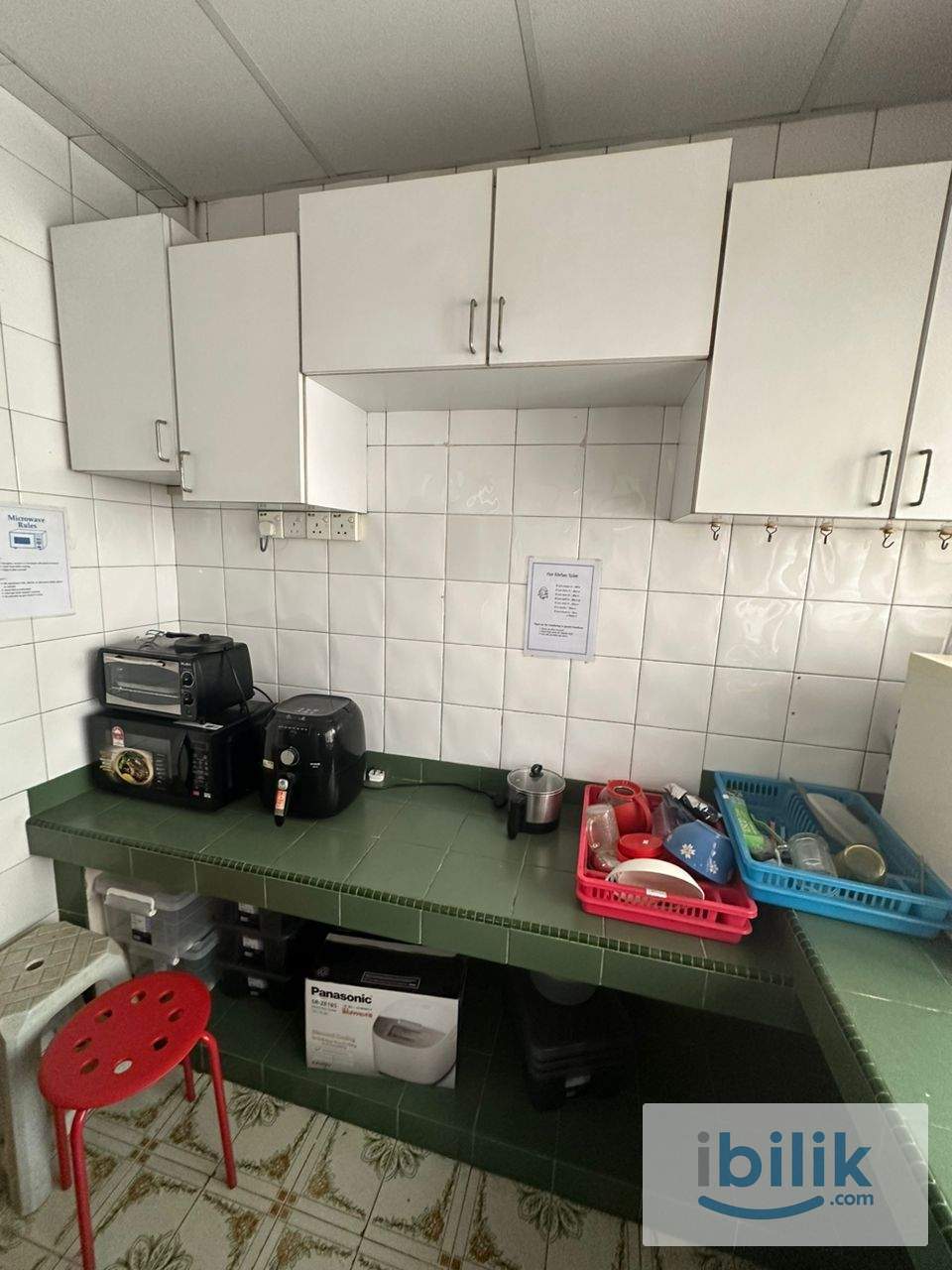 Single room at Taman Connaught landed house fully furnished for rent - Image 6