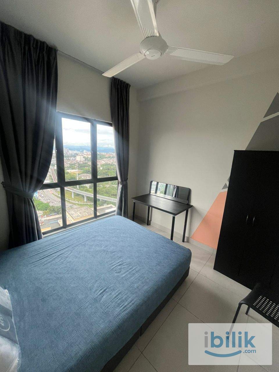Middle room mix gender mix race fully furnished unit for rent - Image 4