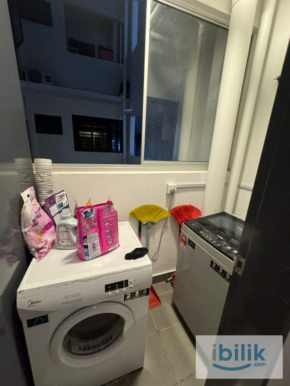 Female unit single room mix race fully furnished for rent - Image 8