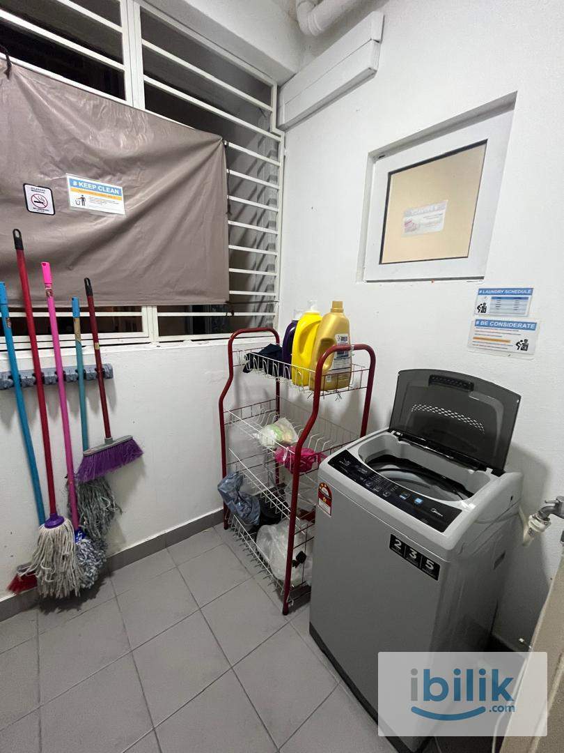 Middle room mix gender mix race fully furnished unit for rent - Image 6