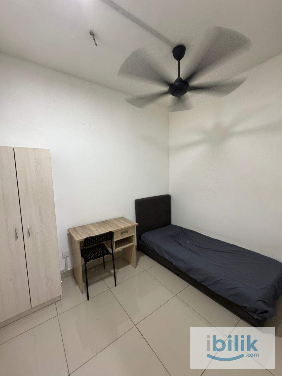 Single room mix gender mix race fully furnished unit for rent - Image 1