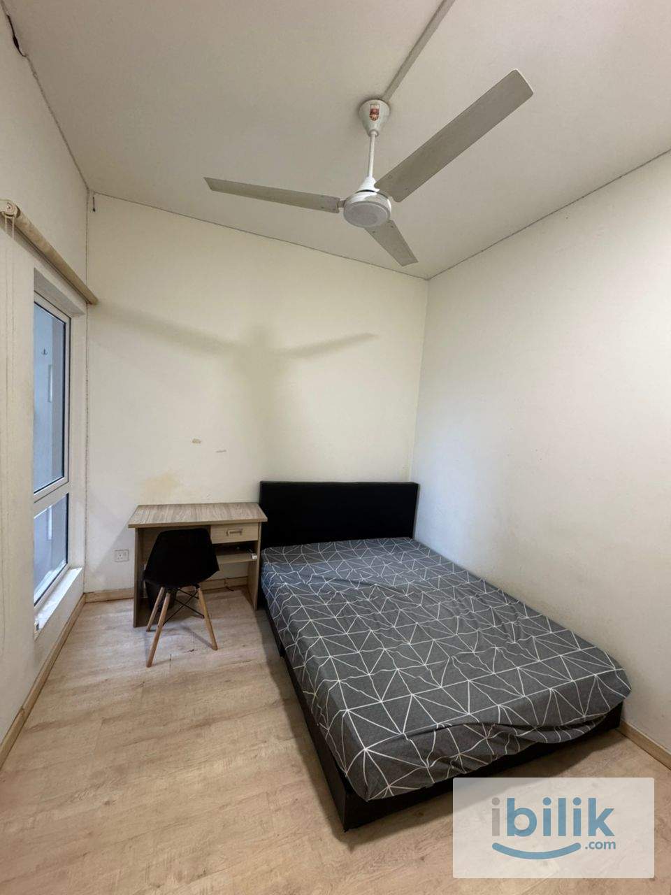 Middle room mix gender mix race fully furnished unit for rent - Image 5