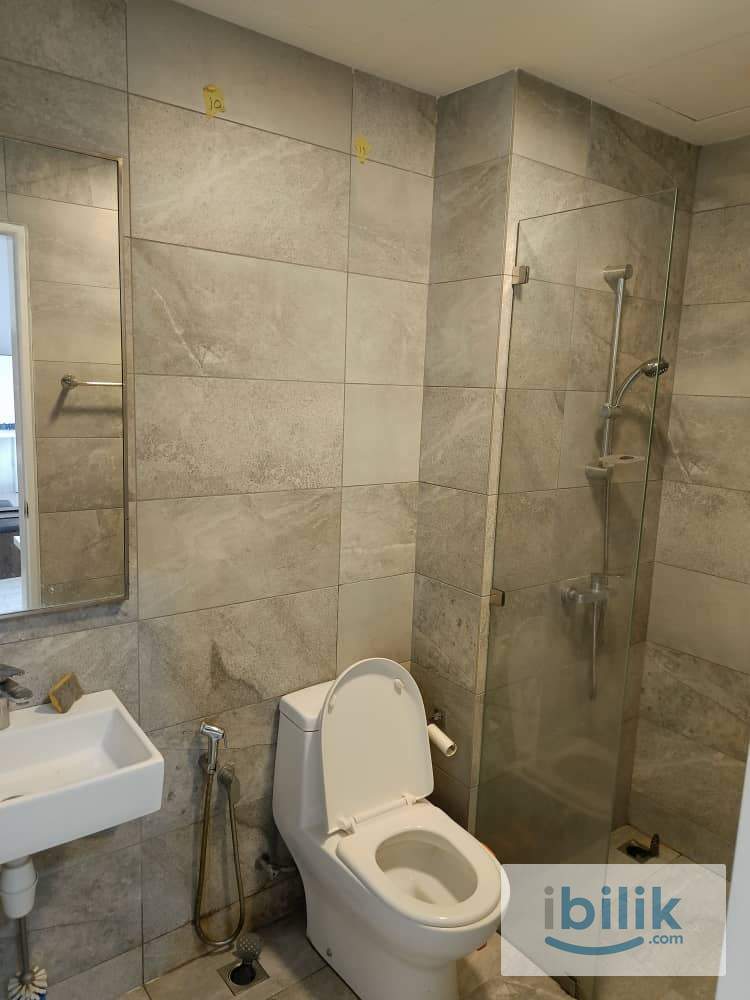 Master room mix gender mix race fully furnished for rent - Image 4