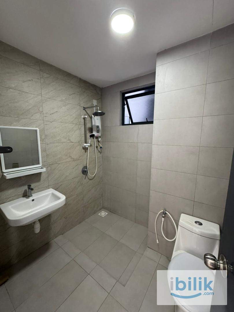 Master room mix gender or female unit fully furnished for rent - Image 4