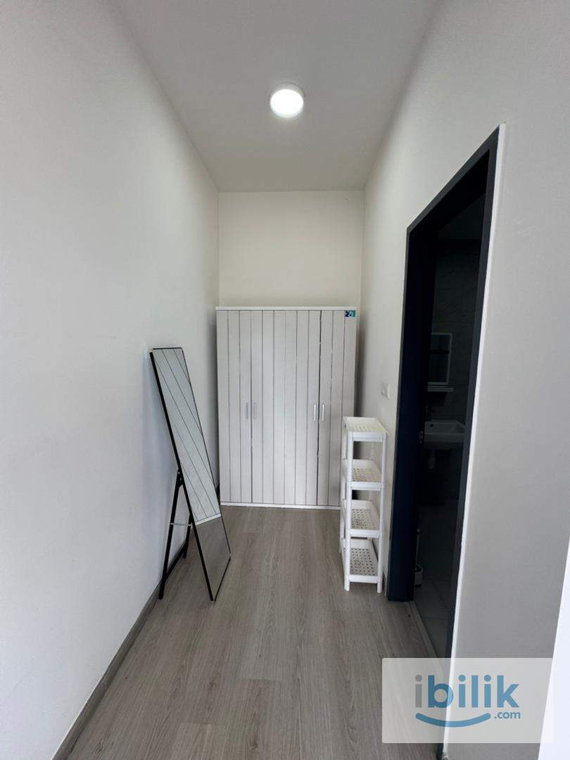Master room mix gender or female unit fully furnished for rent - Image 5