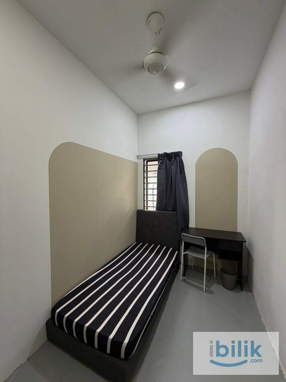 Taman Miharja single room fully furnished mix gender mix race unit for rent - Image 2