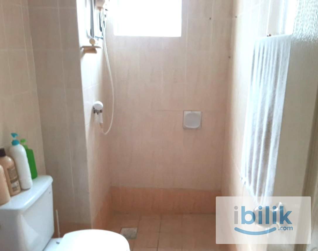 Nice Medium Room at Suriamas, Bandar Sunway - Image 2