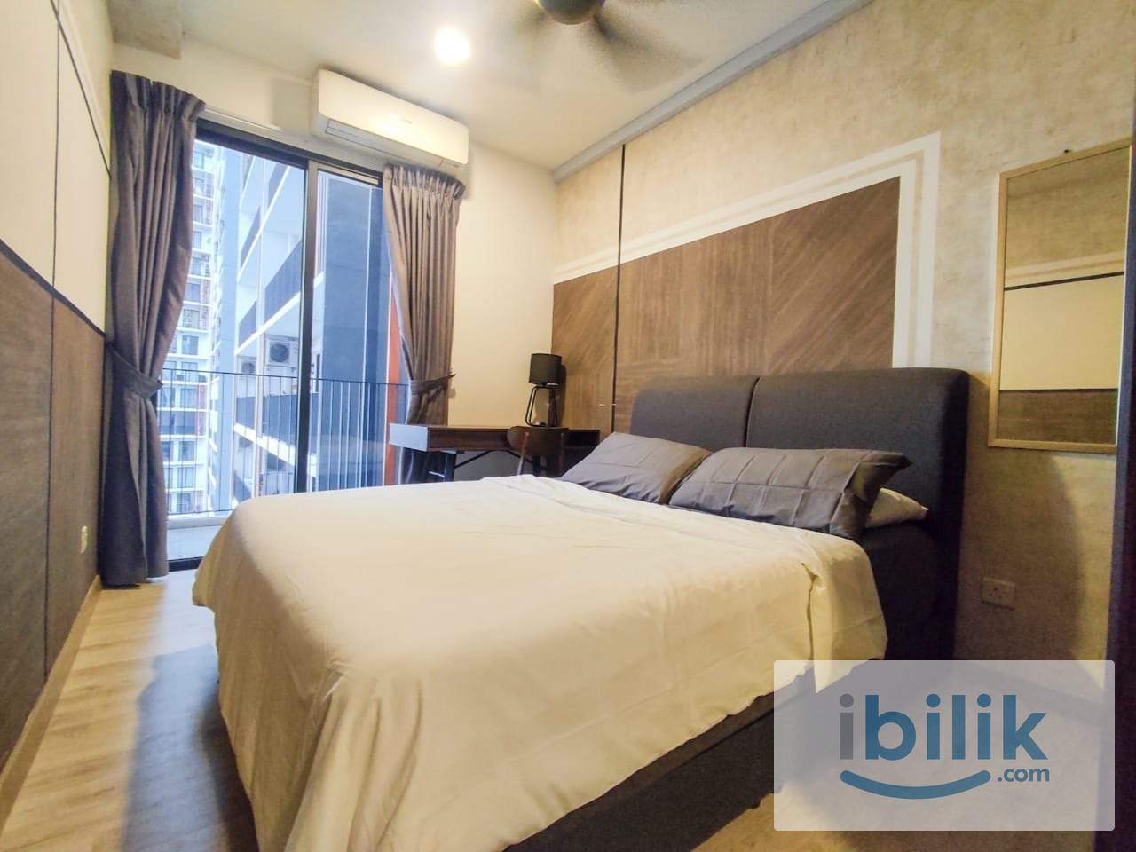 👩‍🦰 All Female Medium Room C at Emporis, Kota Damansara - Image 3